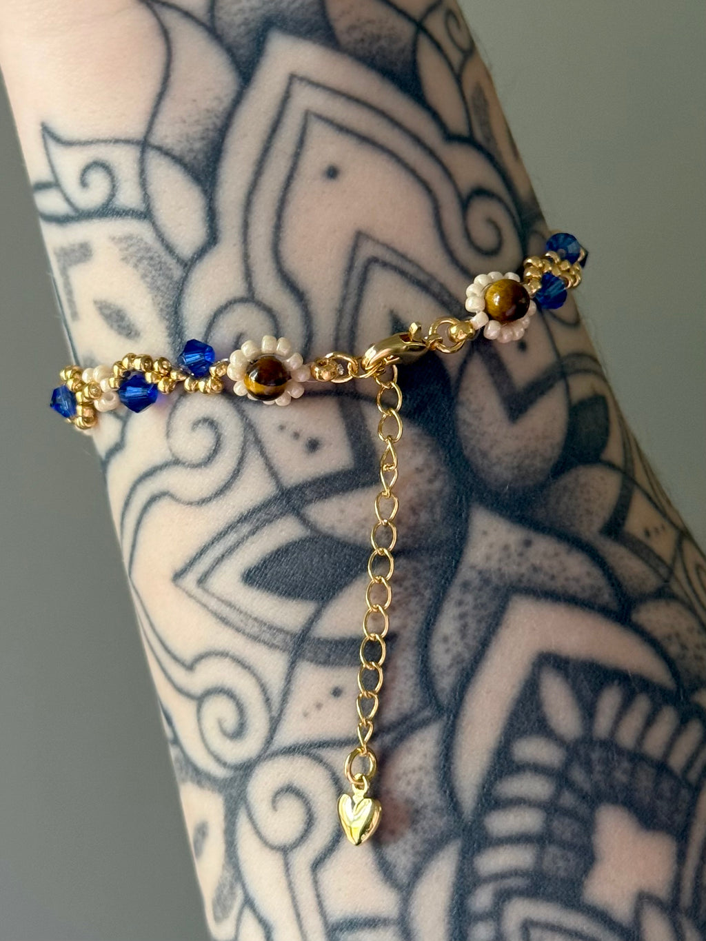 Nila September blue sapphire birthstone bracelet
