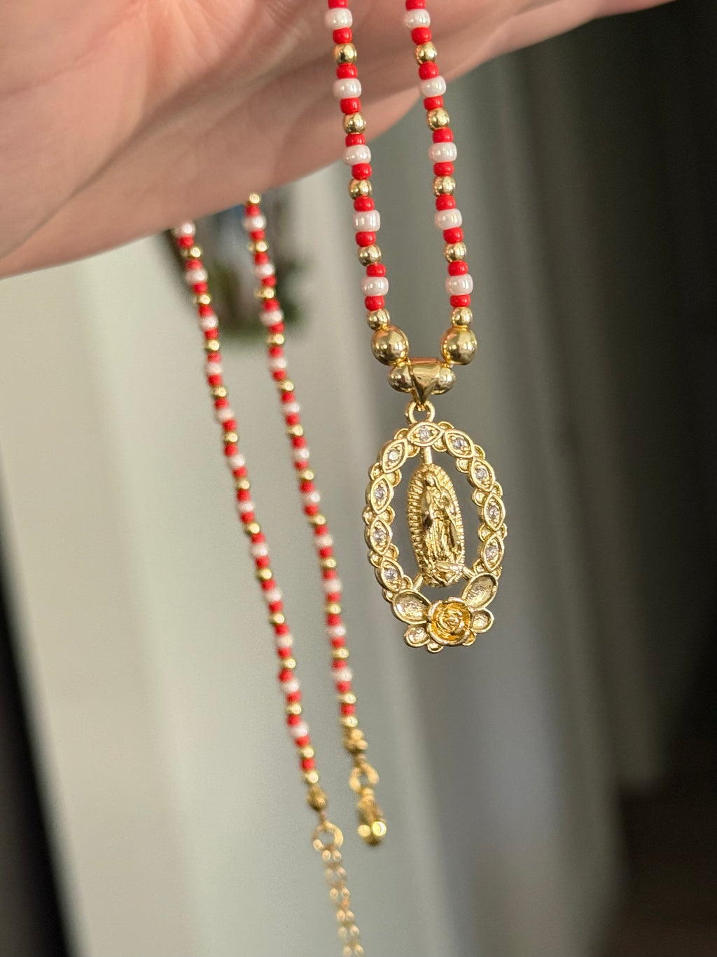 Mary necklace